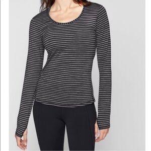 Athleta Chi Long Sleeve